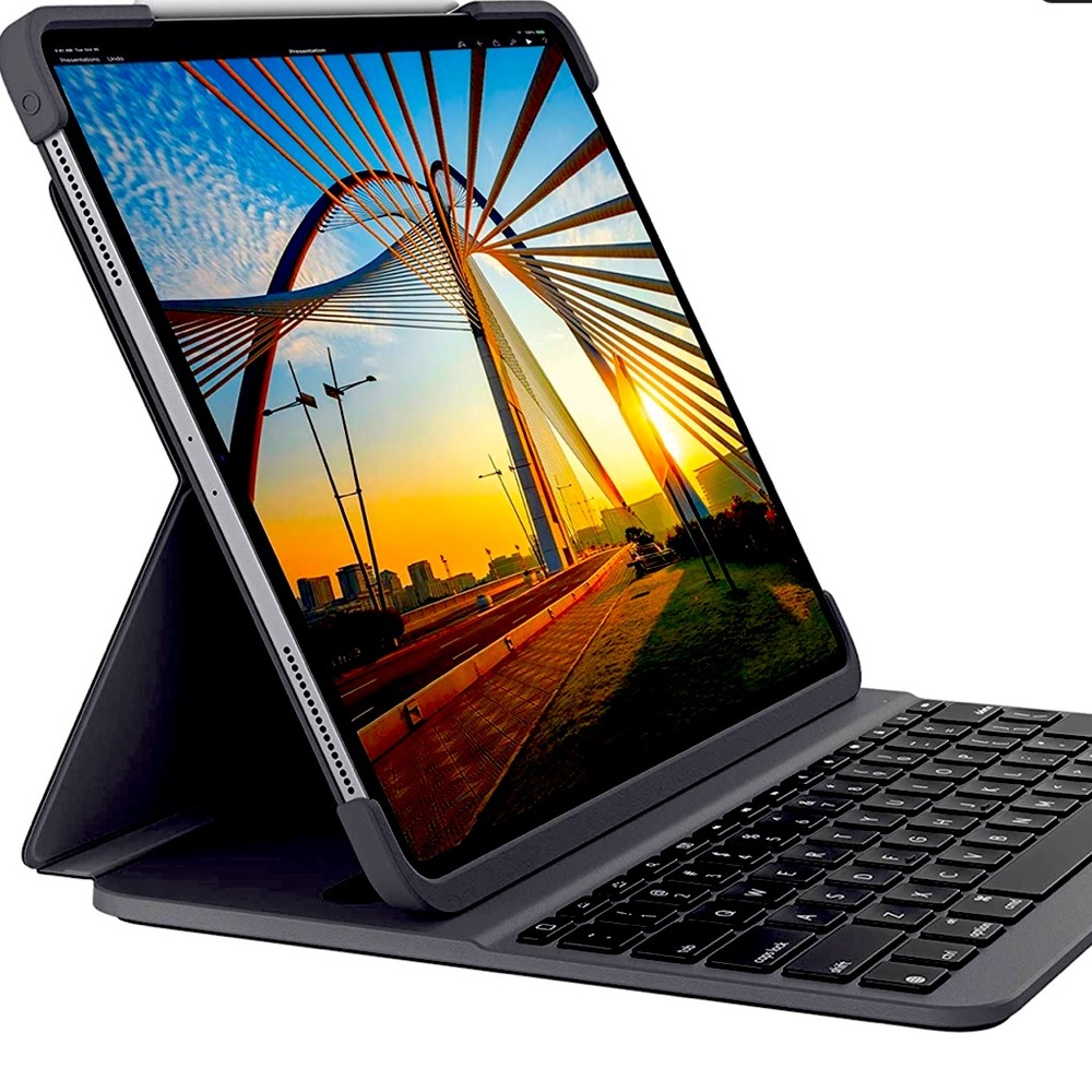 Turn your Apple iPad Pro 12.9" Gen 3 or 4 into a typing machine.